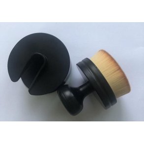 Nellie Snellen Ergonomic Brush NMMB008